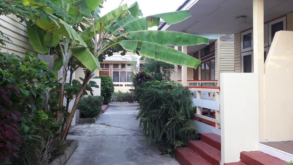 Primrose Hotel Nyaung Shwe Exterior foto