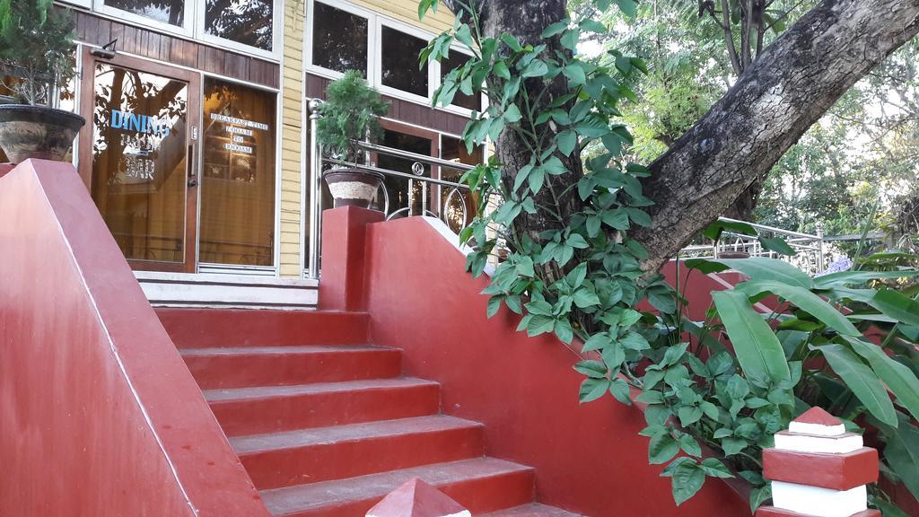 Primrose Hotel Nyaung Shwe Exterior foto