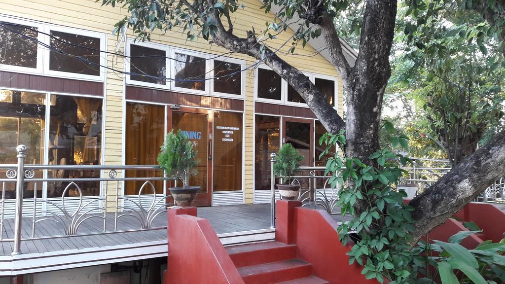 Primrose Hotel Nyaung Shwe Exterior foto
